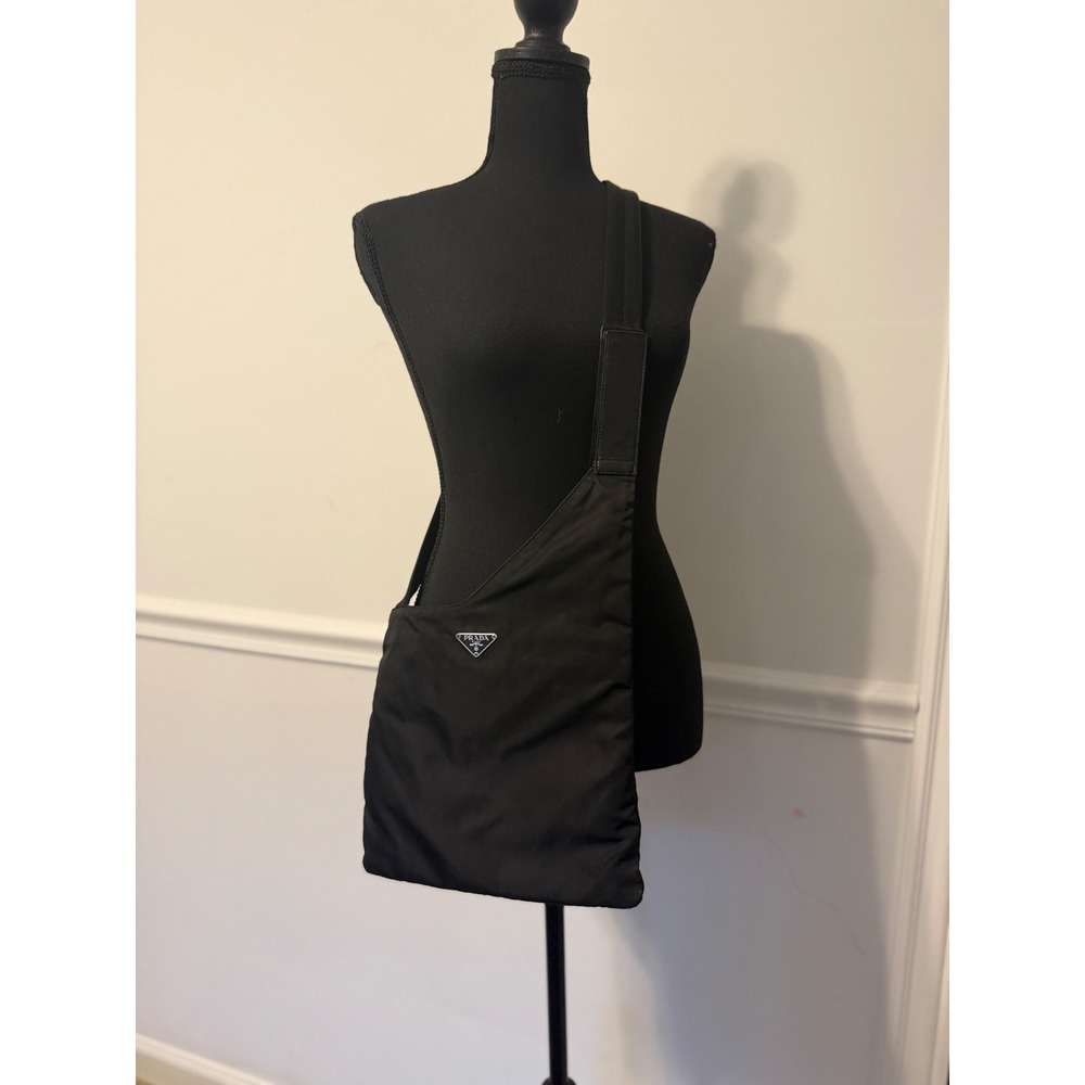 Prada Vintage Black Tessuto‎ Nylon Triangle Logo Crossbody Messenger sling Bag - Picture 2 of 15